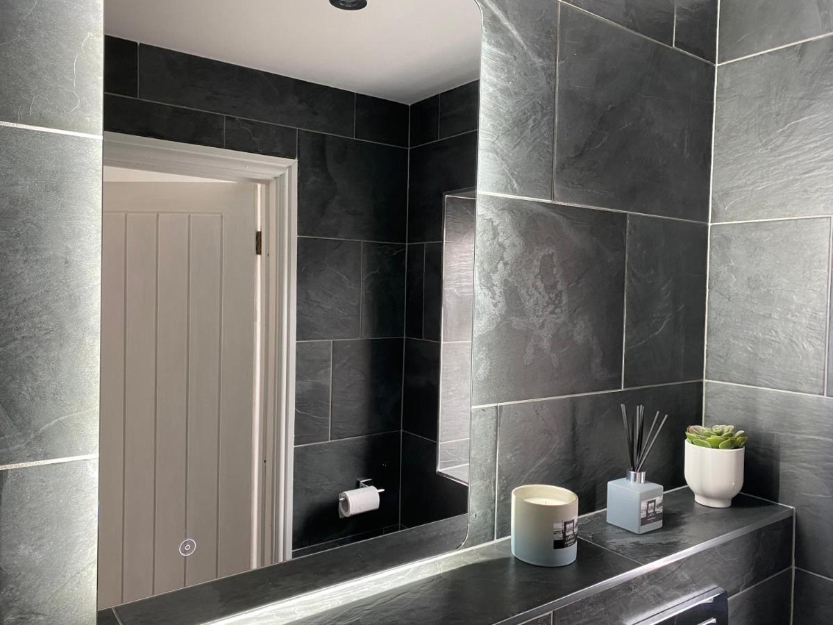 No40Barmouth-Modern,Spacious&Hot Tub Exterior foto