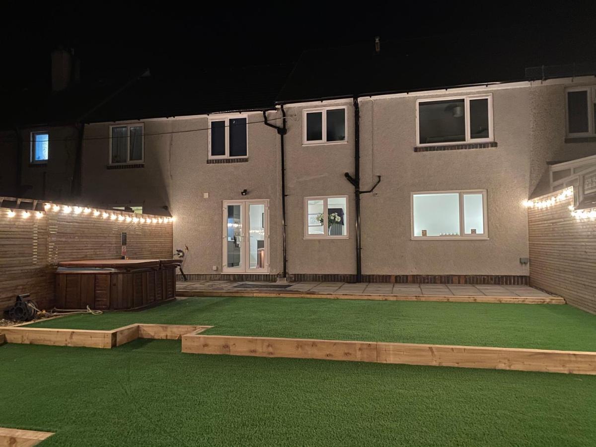No40Barmouth-Modern,Spacious&Hot Tub Exterior foto